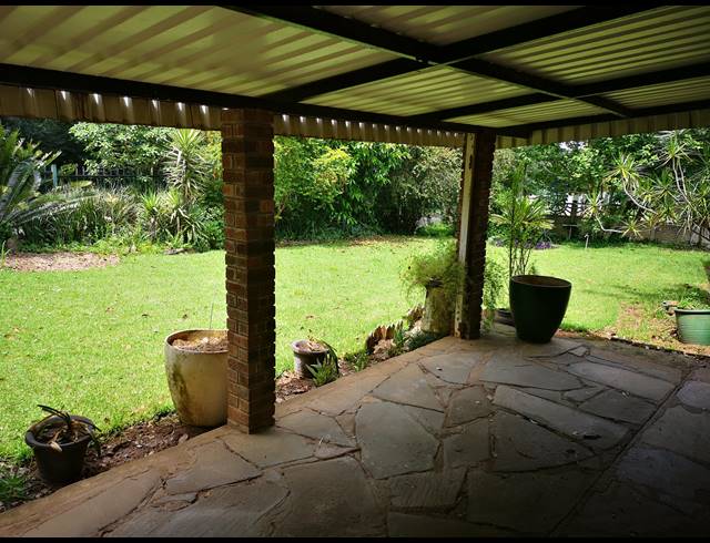 3 BEDROOM FREEHOLD TO LET IN BLACKRIDGE